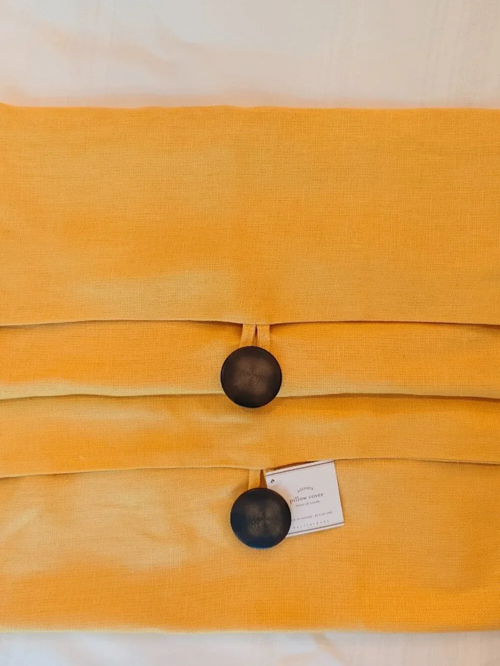 Pottery Barn Soleil Pillow Covers Set 2 Textured Linen 18x18 Yellow Button NEW